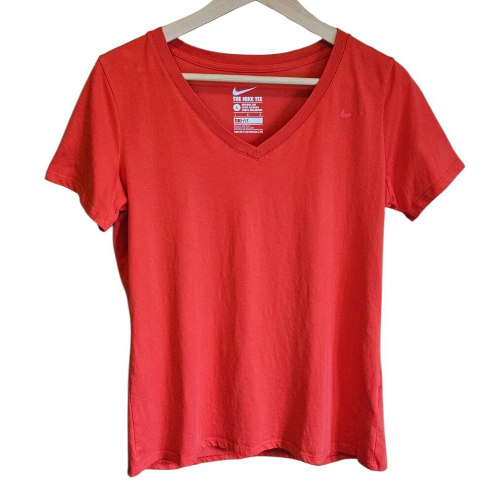 Nike The Nike Tee Dri-FIT Size Large Coral Red Short Sleeve V-Neck T-Shirt